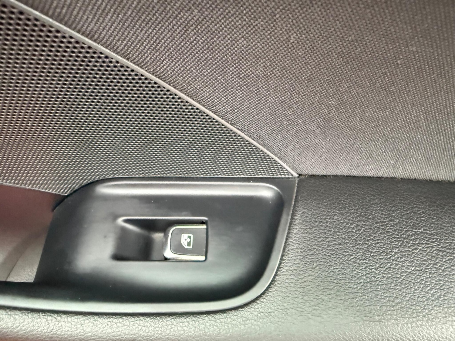 Used Audi A3 2016 for sale - 77683746: Photo 26