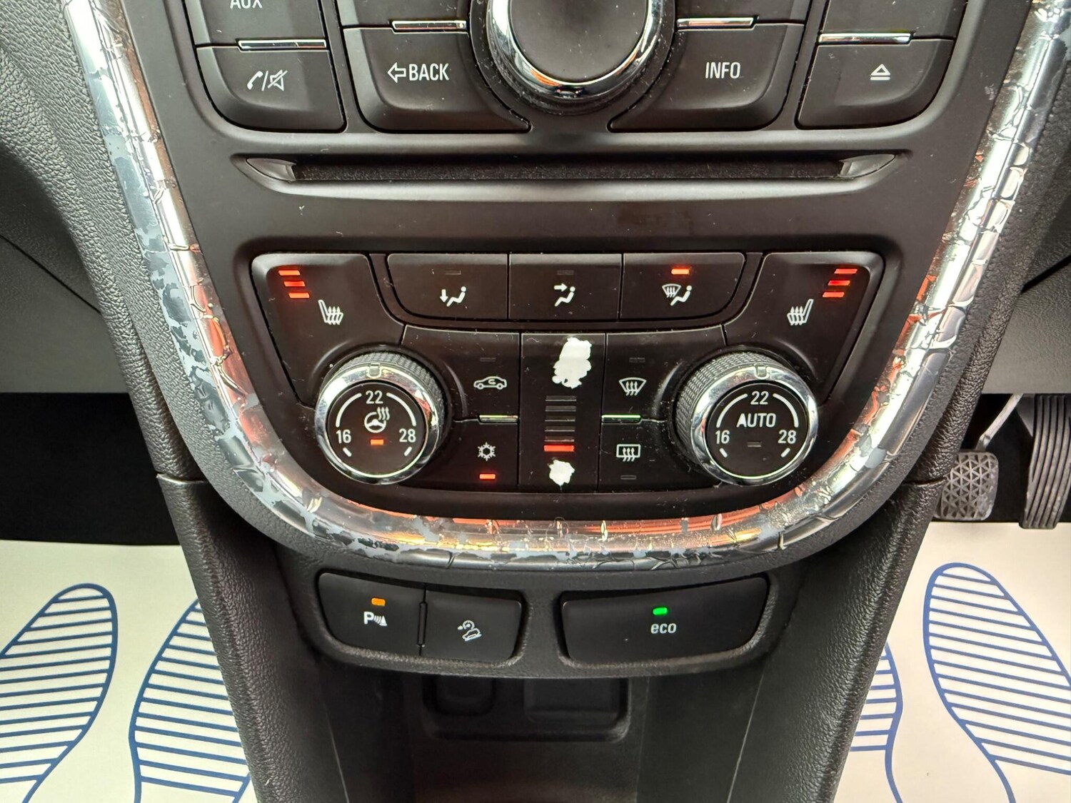 Used Vauxhall Mokka 2014 for sale - 76498792: Photo 18