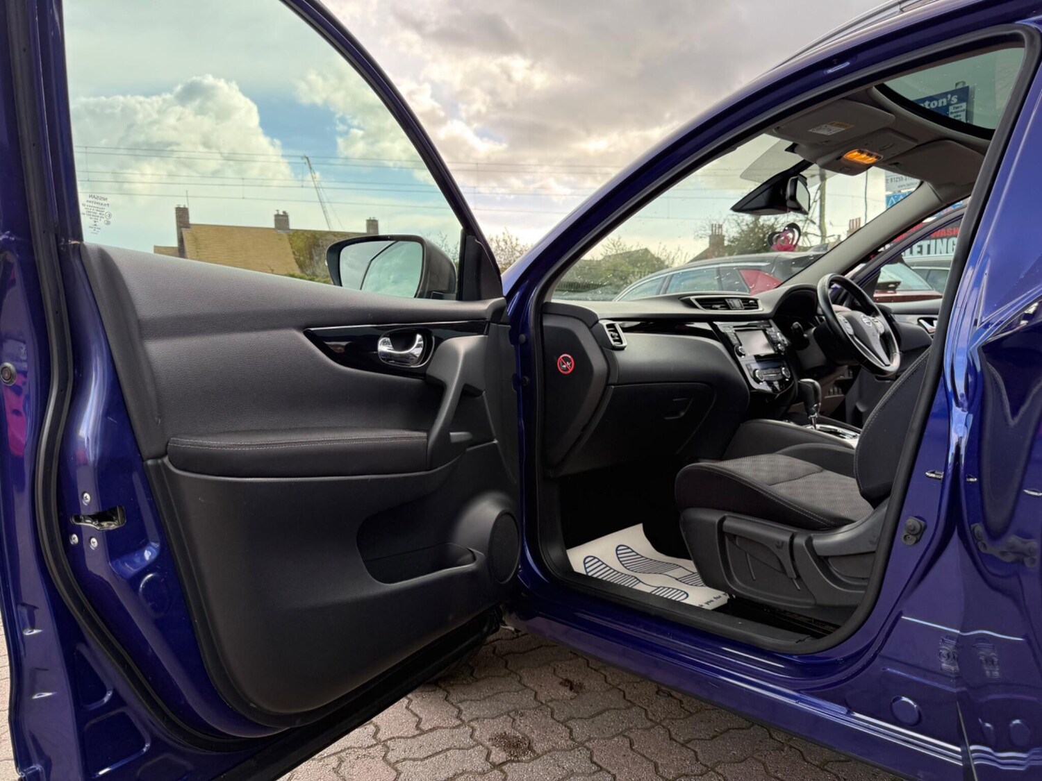 Used Nissan Qashqai for sale - 78057767: Photo 34