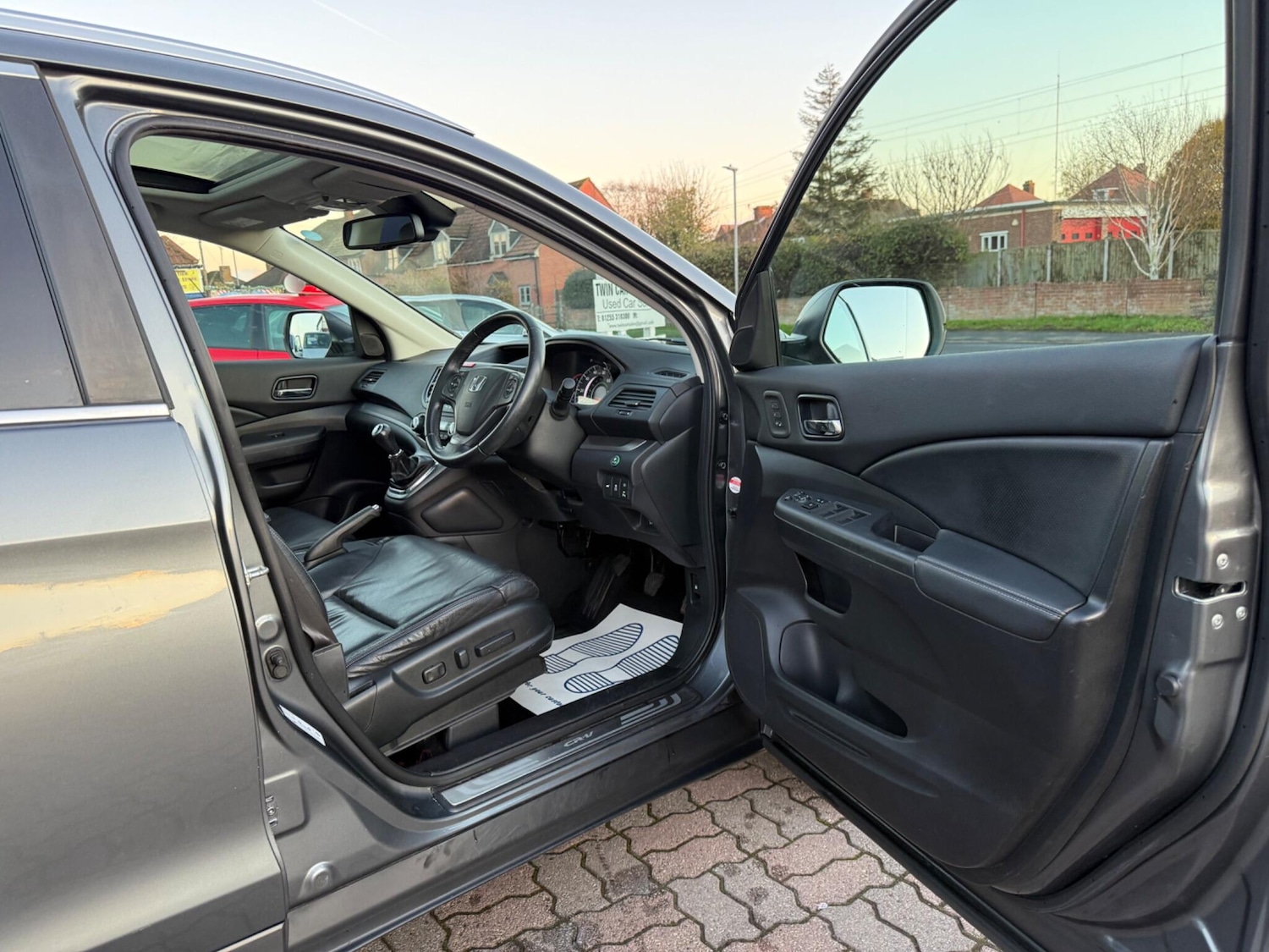 Used Honda CR-V 2013 for sale - 76657000: Photo 10