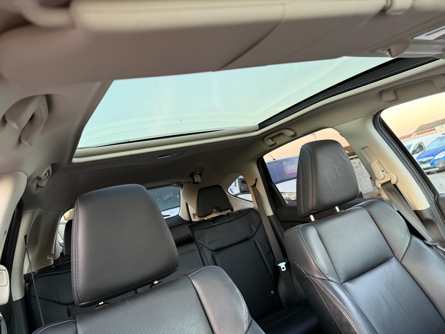 Used Honda CR-V 2013 for sale - 76657000: Photo 27