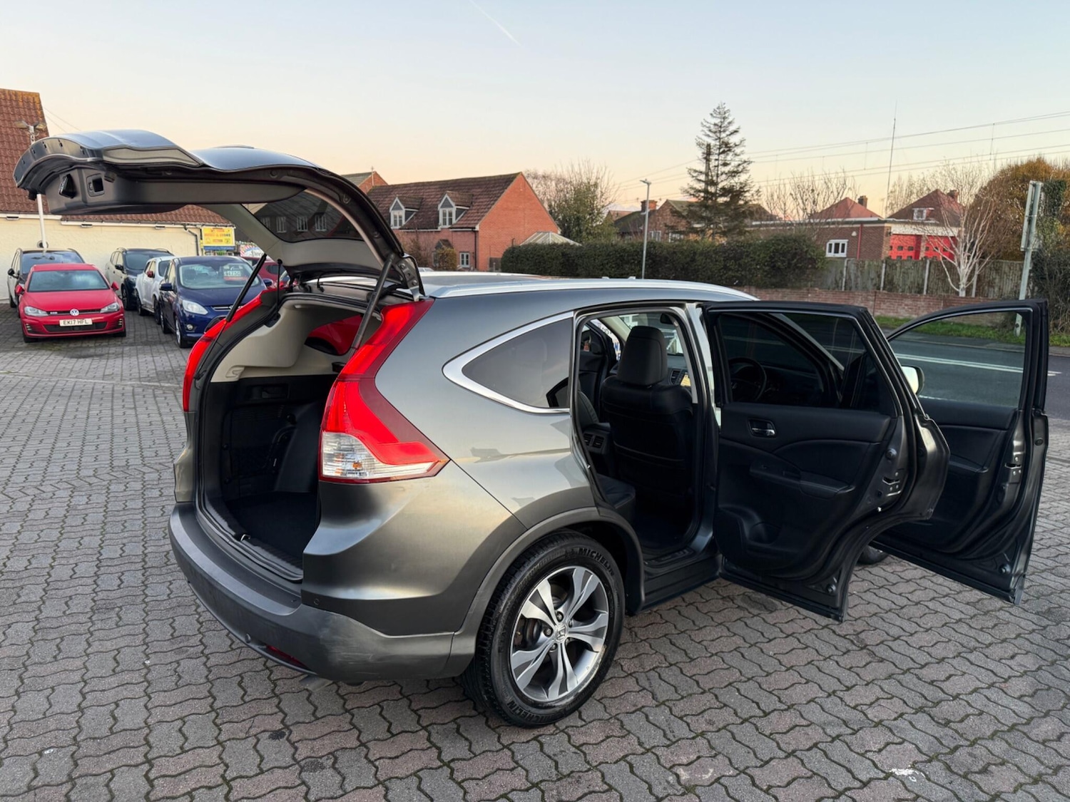 Used Honda CR-V 2013 for sale - 76657000: Photo 46