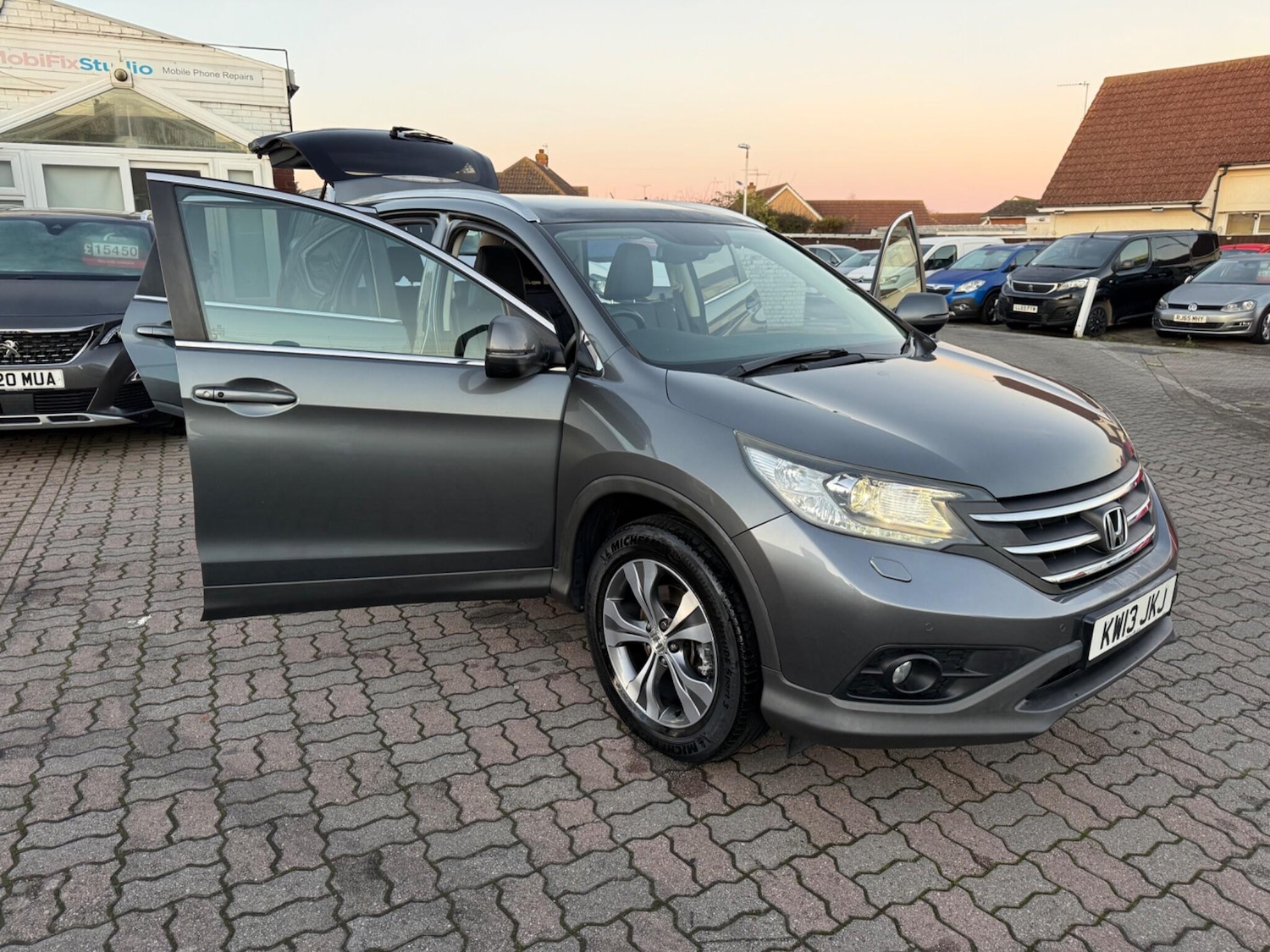 Used Honda CR-V 2013 for sale - 76657000: Photo 48