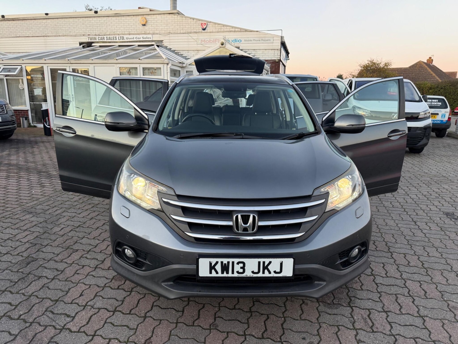 Used Honda CR-V 2013 for sale - 76657000: Photo 49