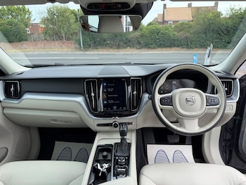 Used Volvo XC60 2019 for sale - 79304254: Photo