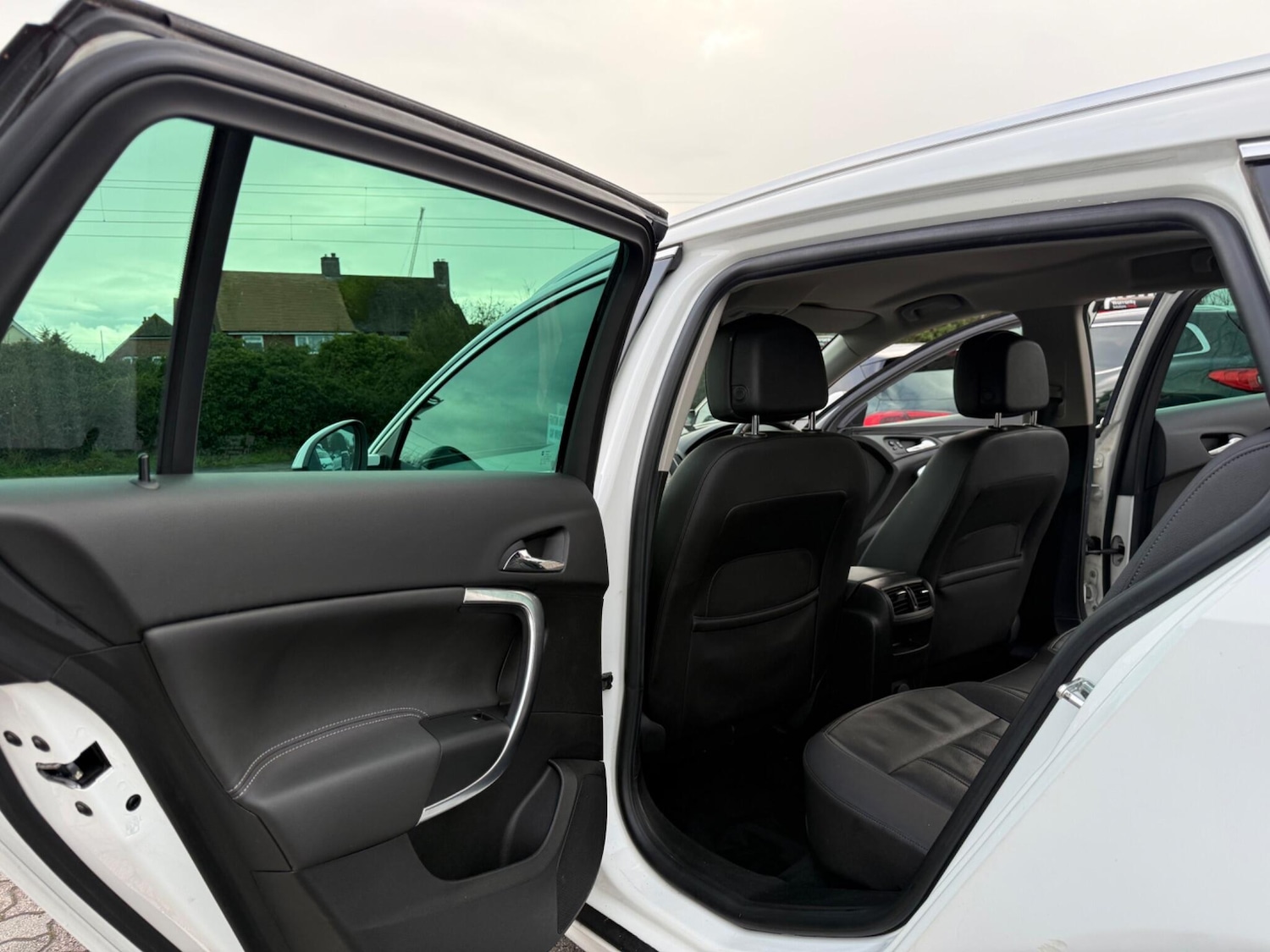 Used Vauxhall Insignia 2016 for sale - 77510638: Photo 31