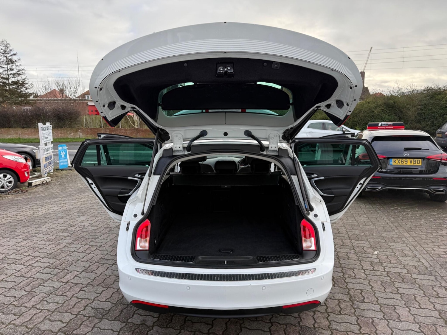 Used Vauxhall Insignia 2016 for sale - 77510638: Photo 44