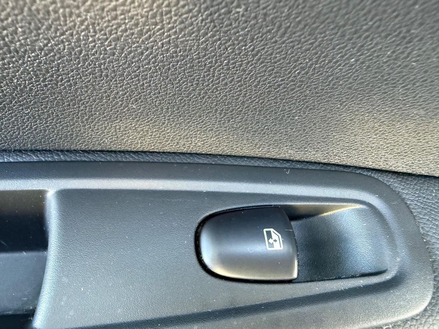 Used Renault Kadjar 2016 for sale - 77155611: Photo 36