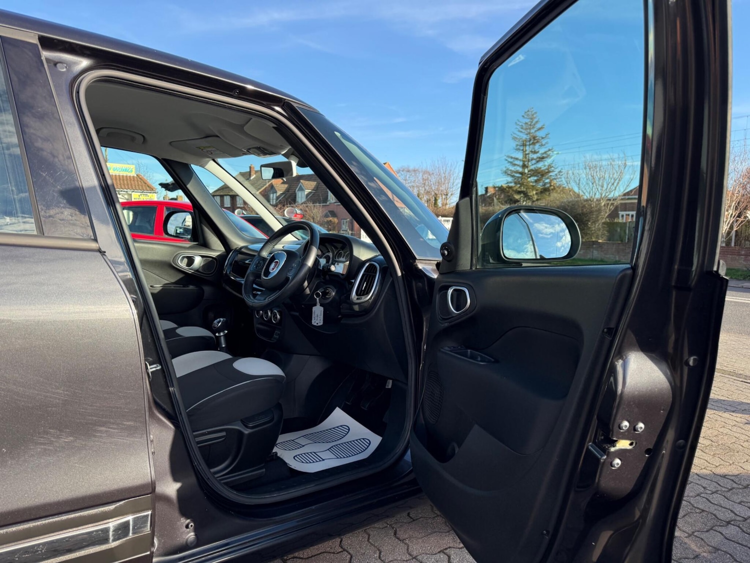 Used Fiat 500L 2016 for sale - 77657623: Photo 10