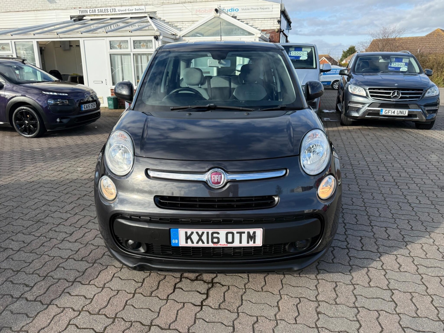 Used Fiat 500L 2016 for sale - 77657623: Photo 2