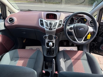 Used Ford Fiesta 2011 for sale - 75915312: Photo