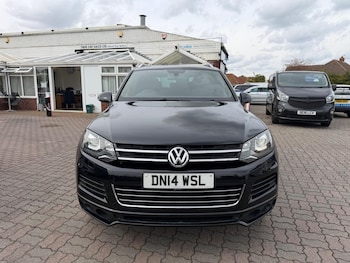 Used Volkswagen Touareg 2014 for sale - 79577085: Photo