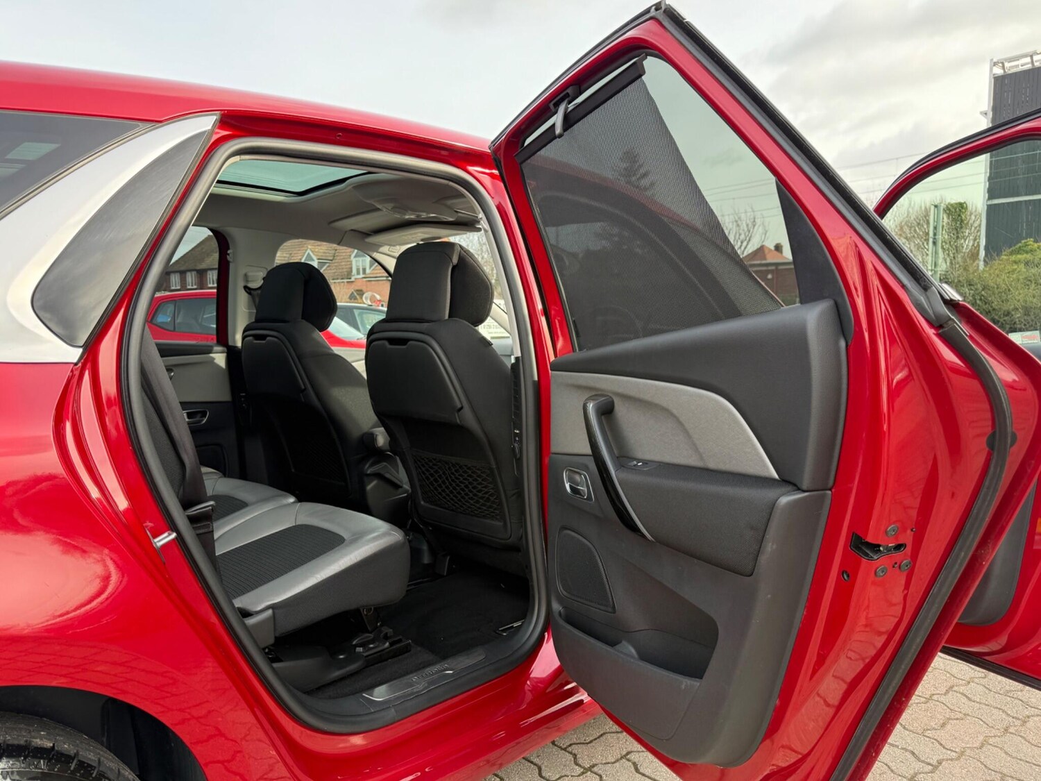 Used Citroen C4 Picasso 2015 for sale - 77586491: Photo 27