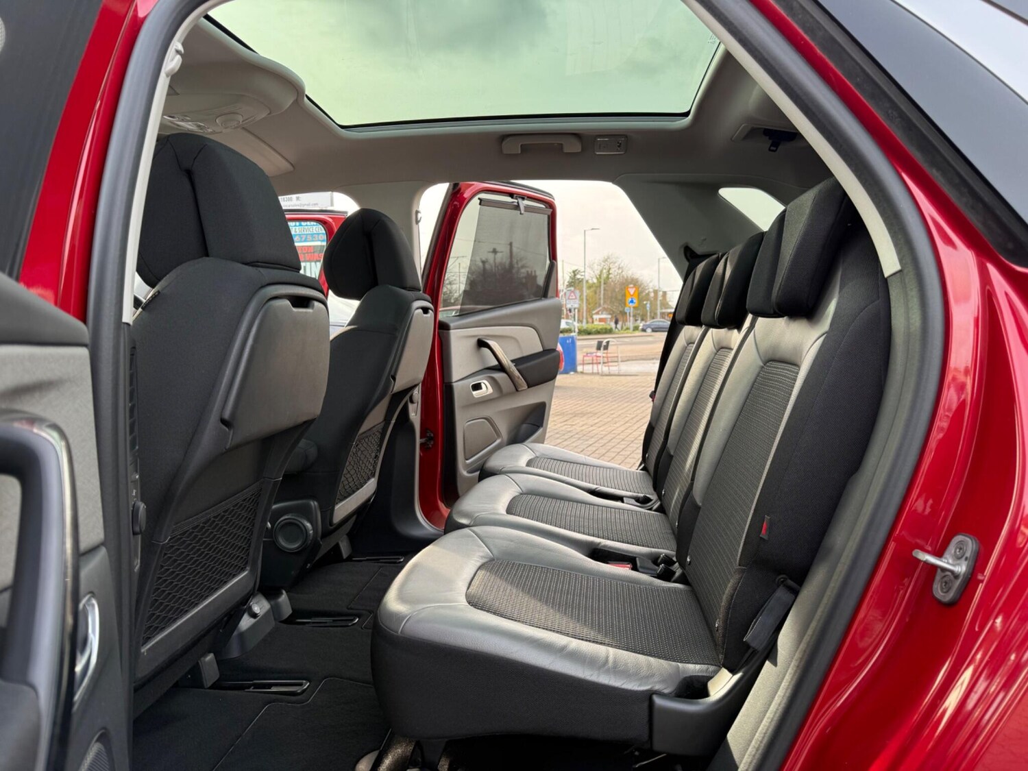 Used Citroen C4 Picasso 2015 for sale - 77586491: Photo 33