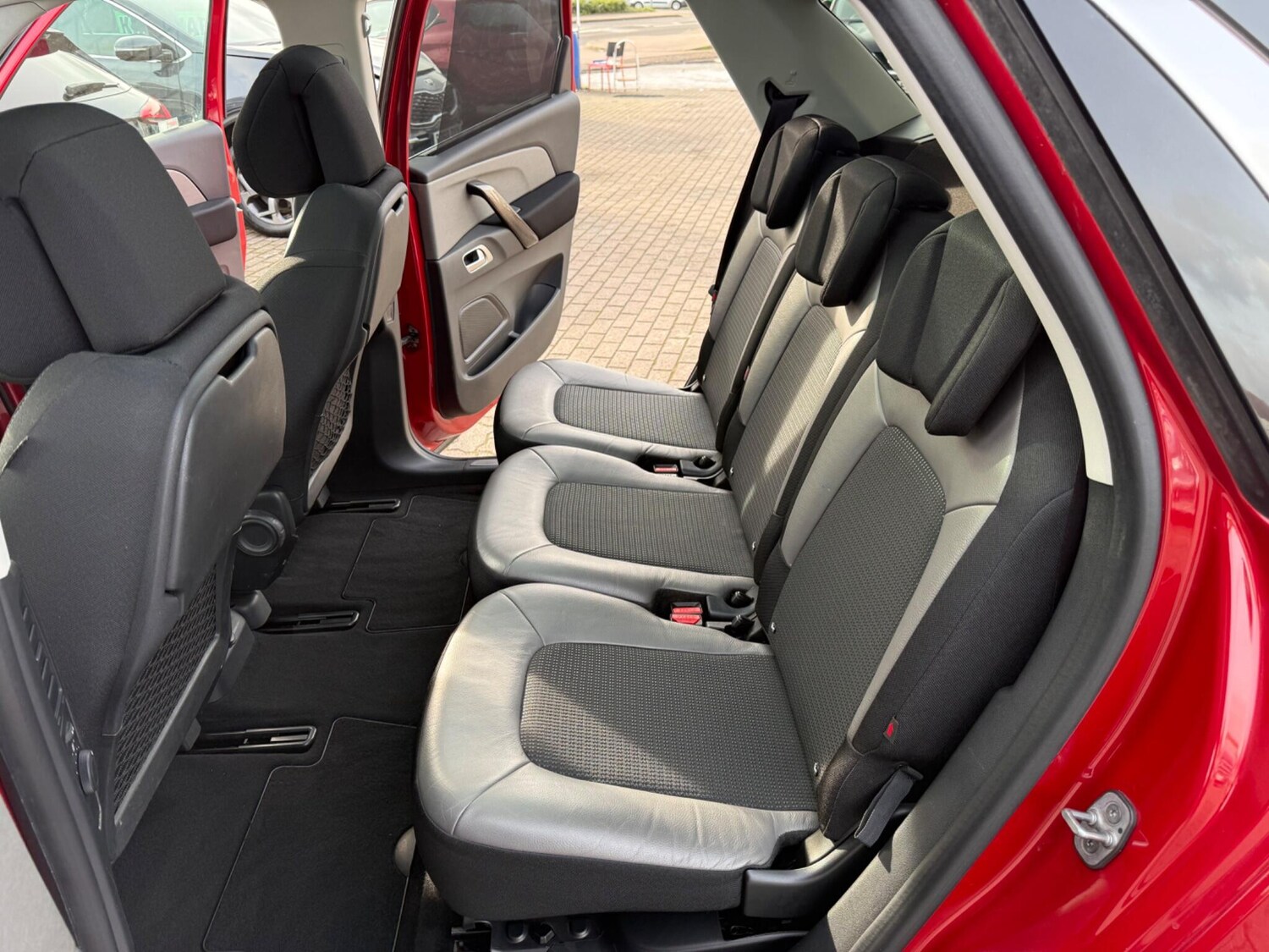 Used Citroen C4 Picasso 2015 for sale - 77586491: Photo 34