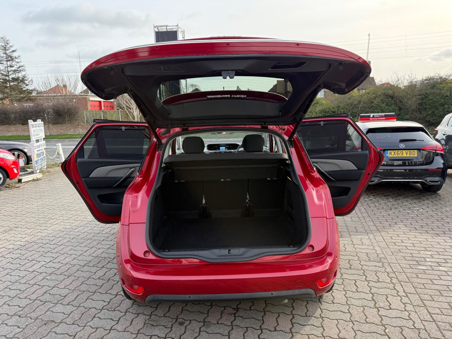 Used Citroen C4 Picasso 2015 for sale - 77586491: Photo 45