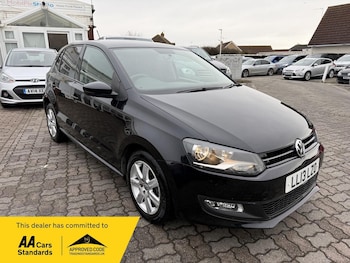 Used Volkswagen Polo 2013 for sale - 77612309: Photo