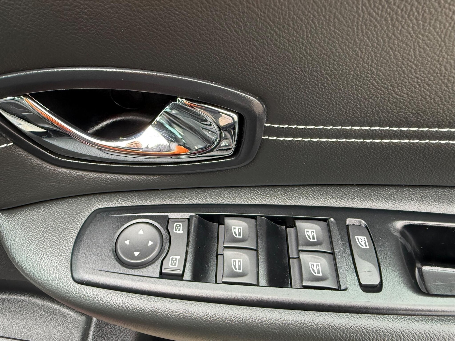 Used Renault Scenic 2015 for sale - 77549841: Photo 11