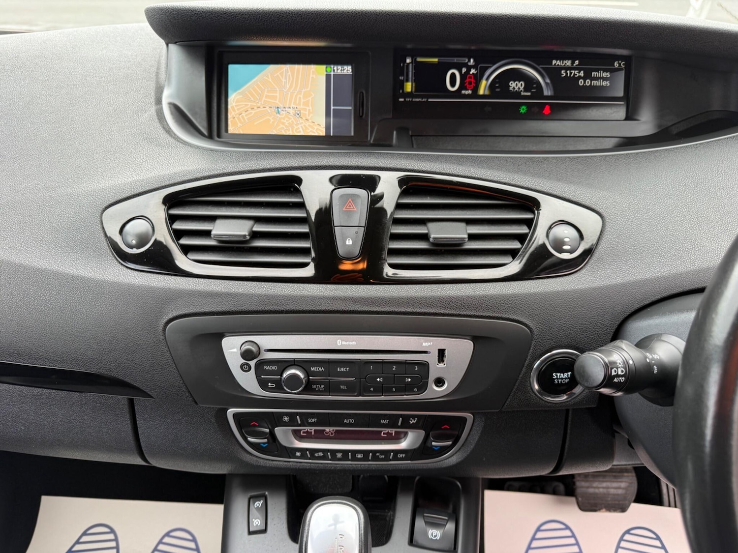 Used Renault Scenic 2015 for sale - 77549841: Photo 19