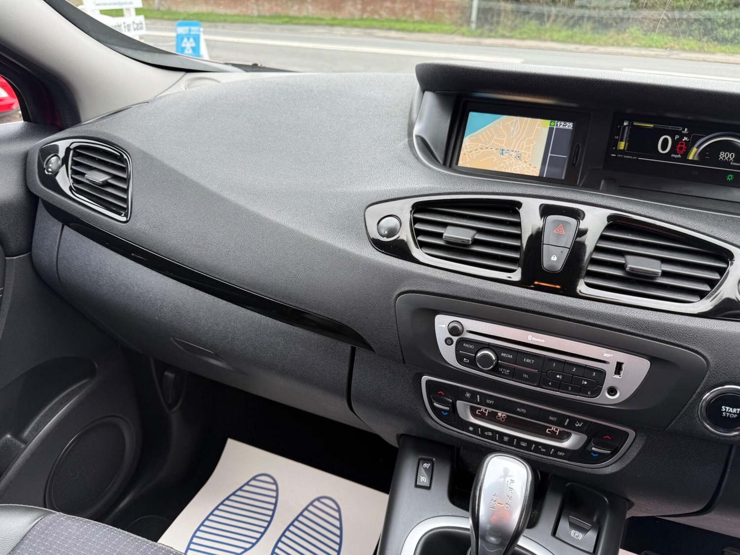 Used Renault Scenic 2015 for sale - 77549841: Photo 23