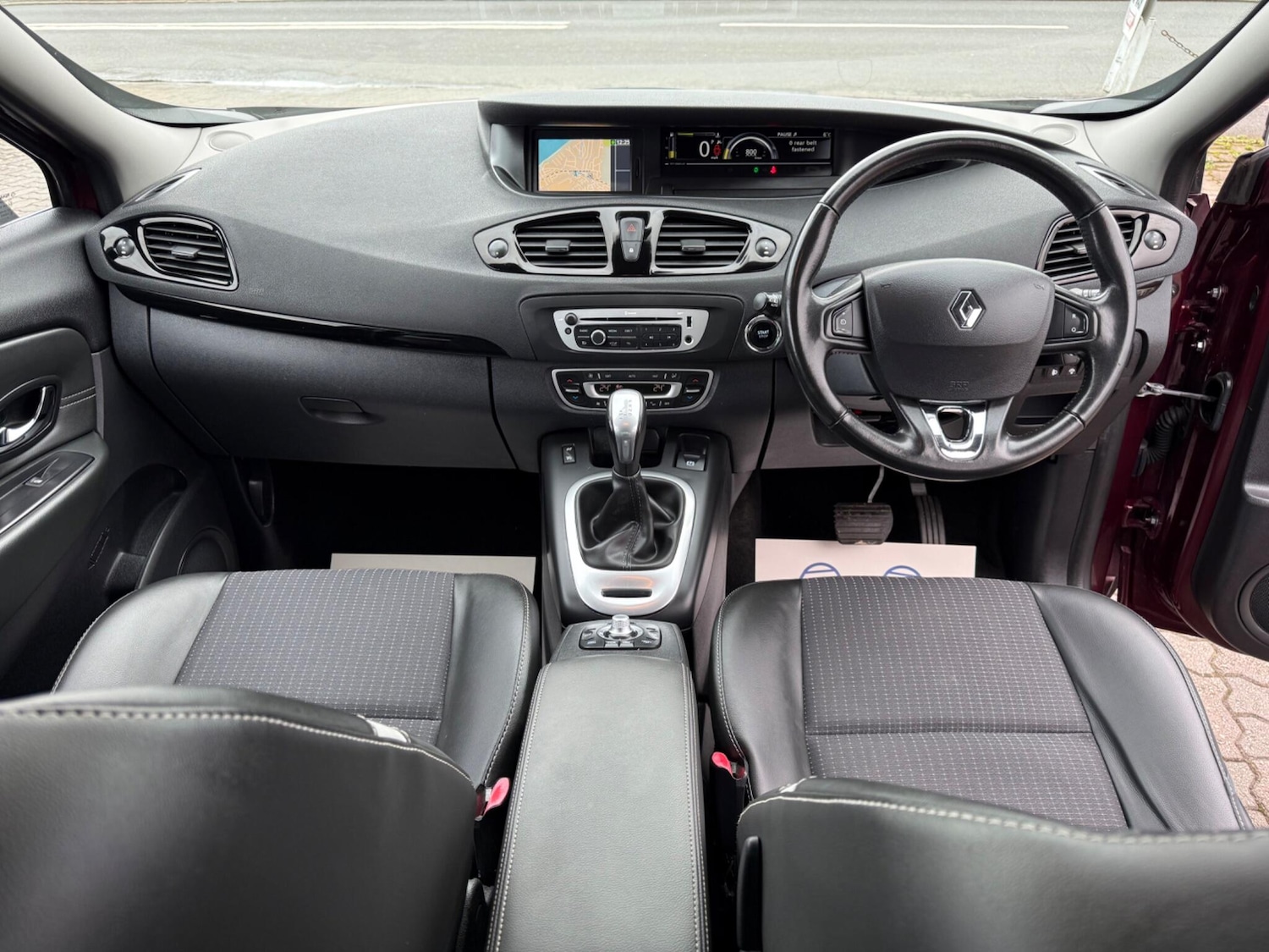 Used Renault Scenic 2015 for sale - 77549841: Photo 3