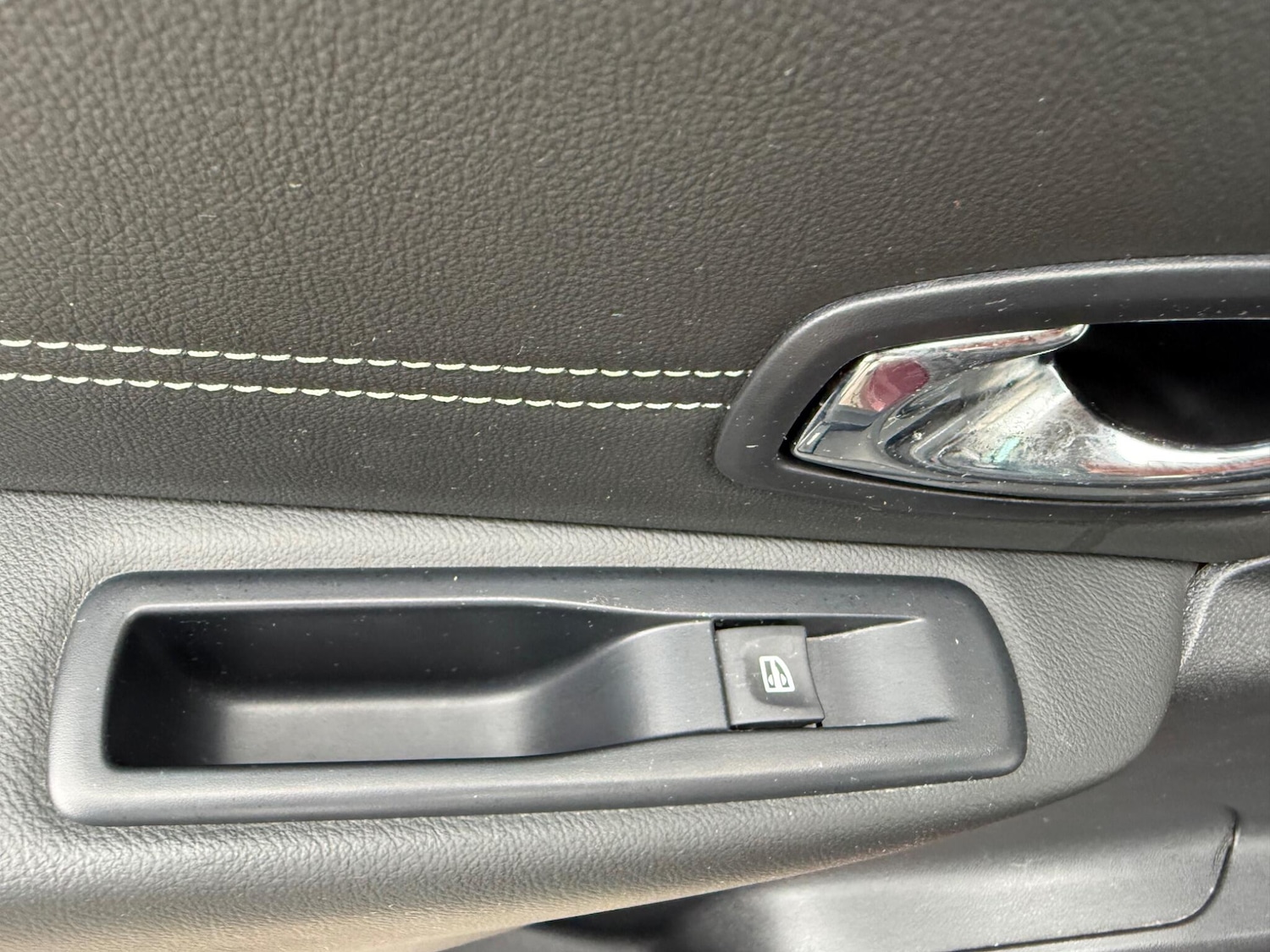 Used Renault Scenic 2015 for sale - 77549841: Photo 32