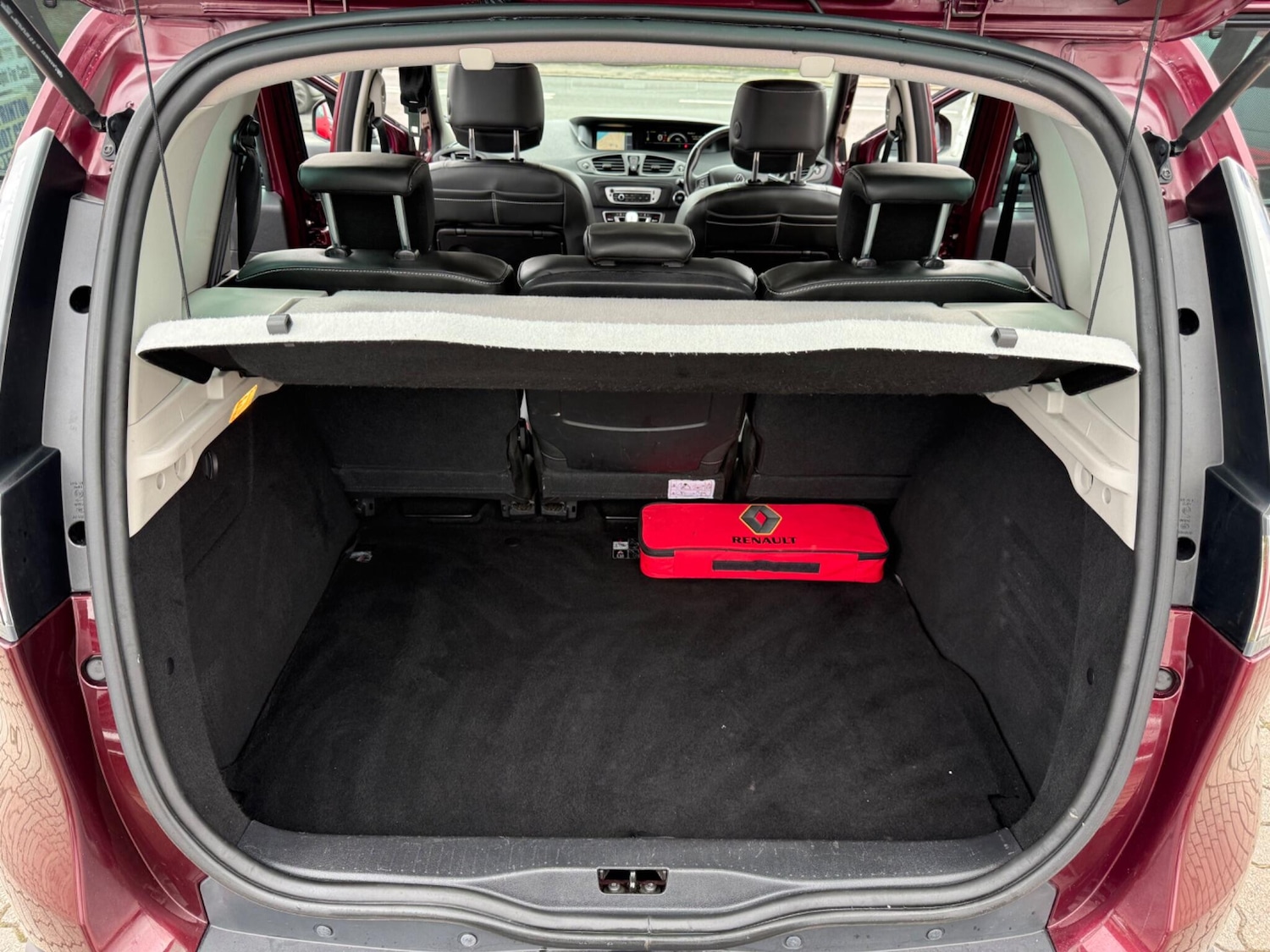 Used Renault Scenic 2015 for sale - 77549841: Photo 42