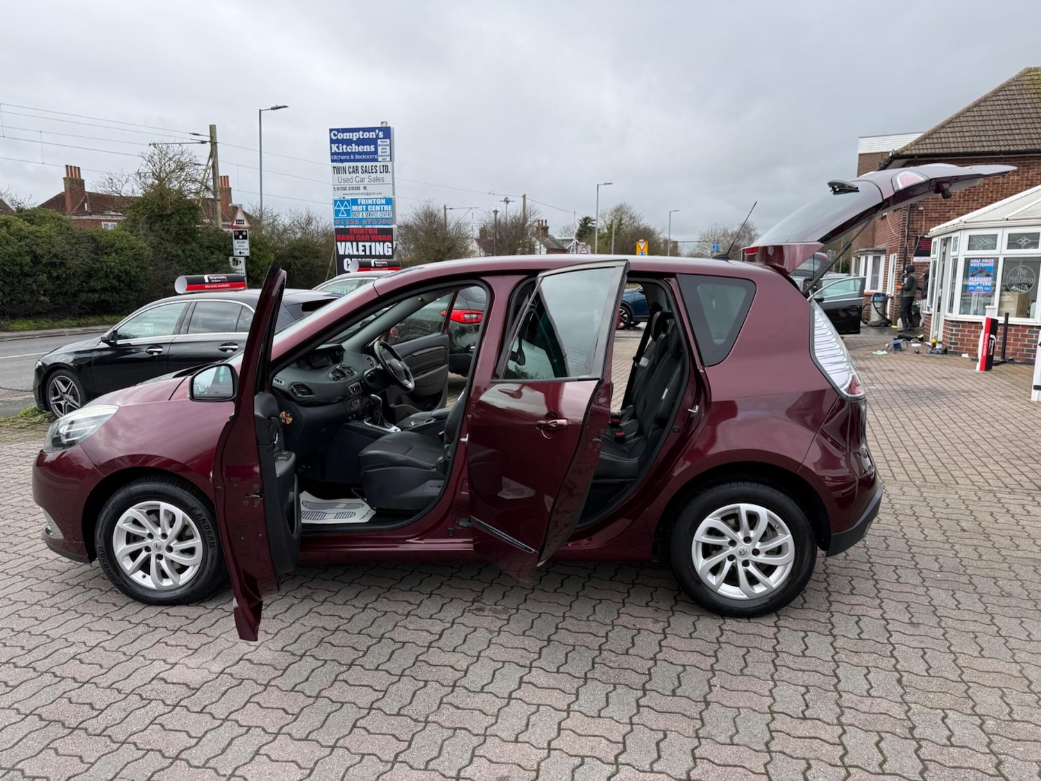 Used Renault Scenic 2015 for sale - 77549841: Photo 49