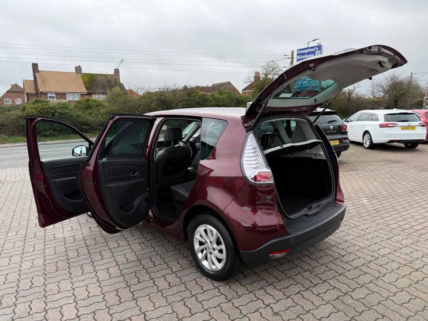 Used Renault Scenic 2015 for sale - 77549841: Photo 50