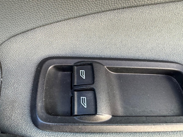 Used Ford Fiesta 2011 for sale - 76071785: Photo 11