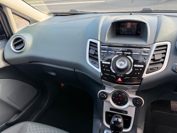Used Ford Fiesta 2011 for sale - 76071785: Photo 21