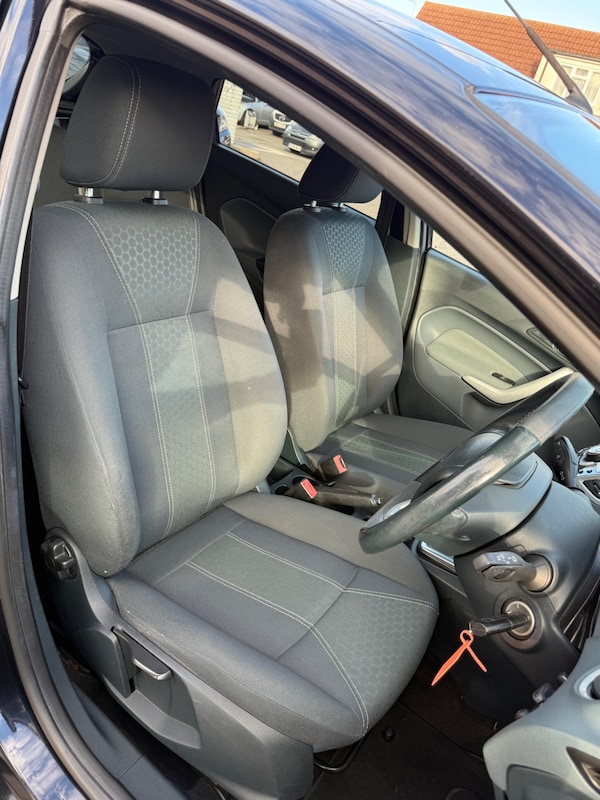Used Ford Fiesta 2011 for sale - 76071785: Photo 23