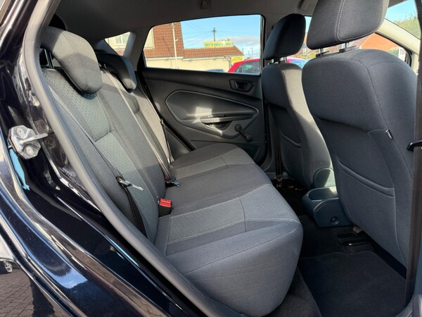 Used Ford Fiesta 2011 for sale - 76071785: Photo 26