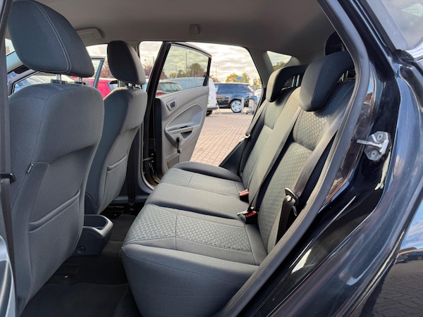 Used Ford Fiesta 2011 for sale - 76071785: Photo 29