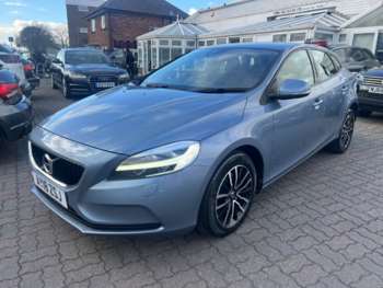 Used Volvo V40 2018 for sale - 74006755: Photo