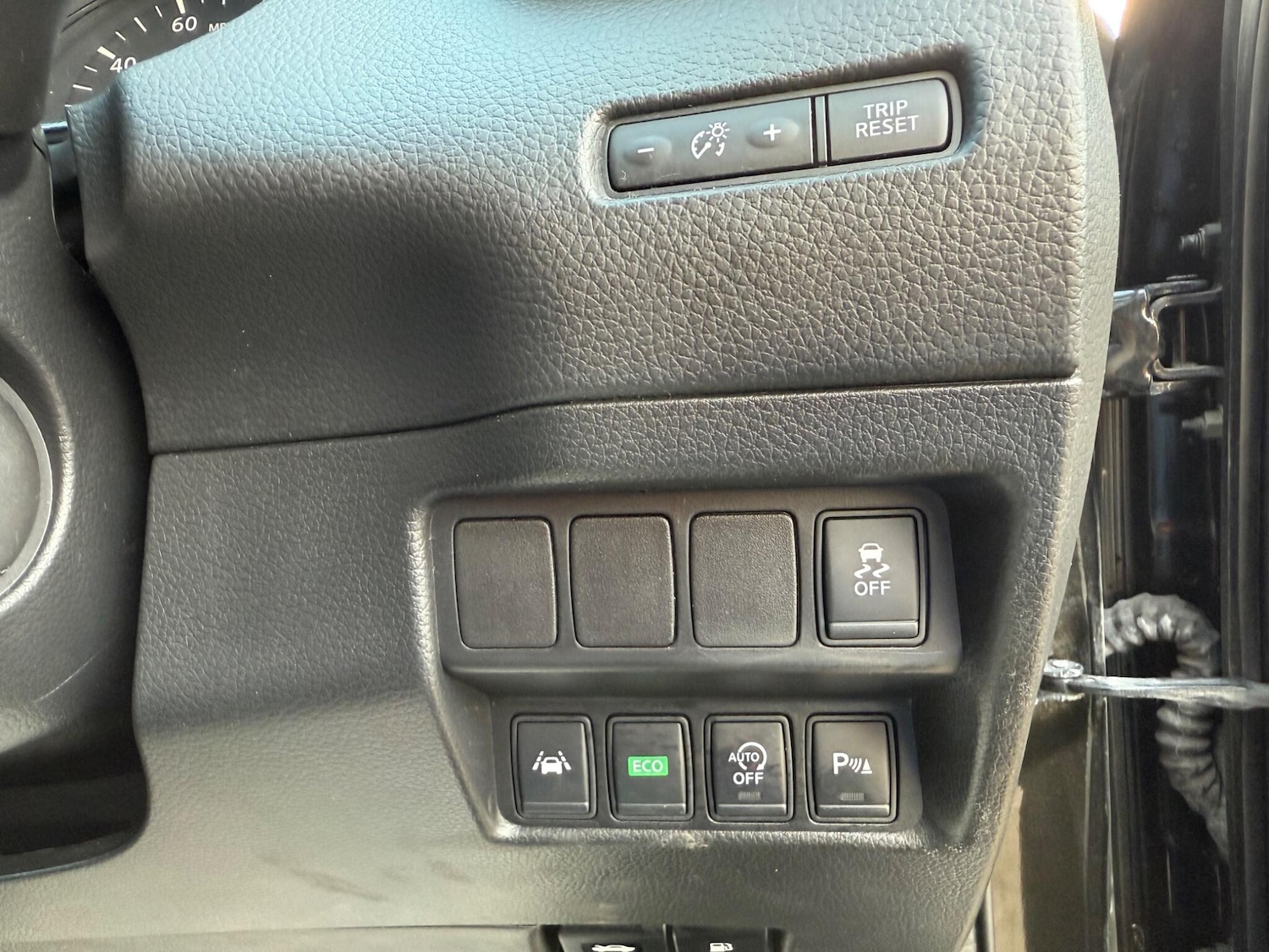 Used Nissan Qashqai 2014 for sale - 76832589: Photo 12