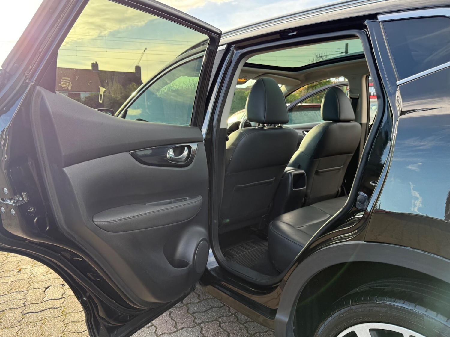 Used Nissan Qashqai 2014 for sale - 76832589: Photo 31