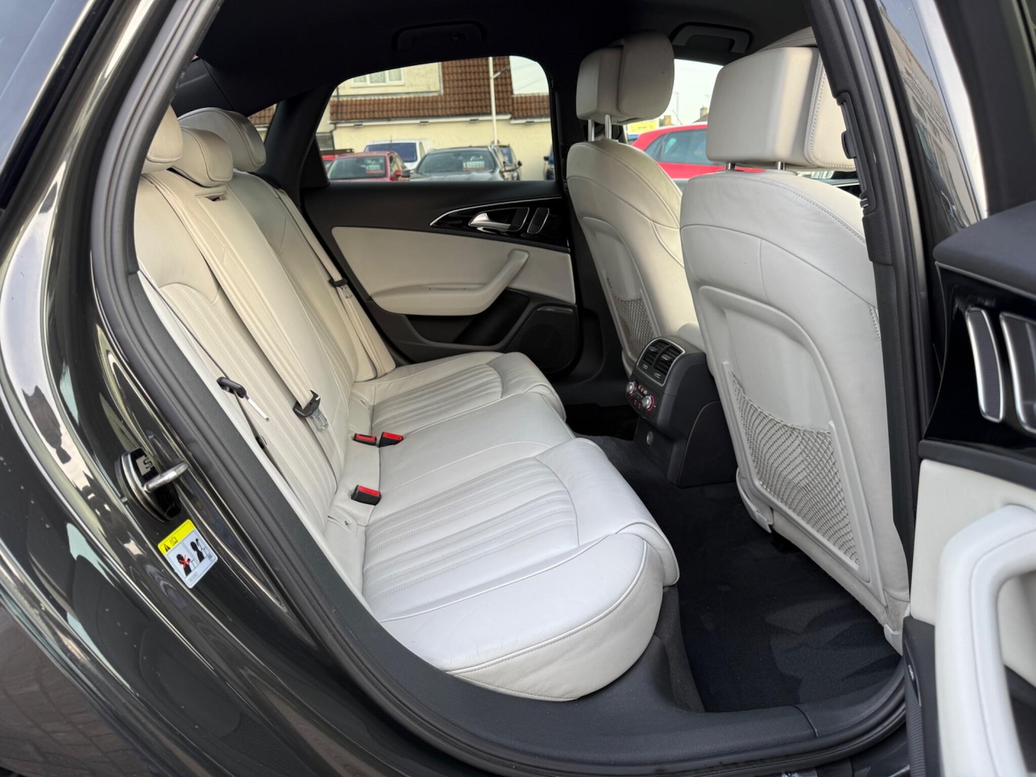 Used Audi A6 Saloon 2015 for sale - 76964601: Photo 30