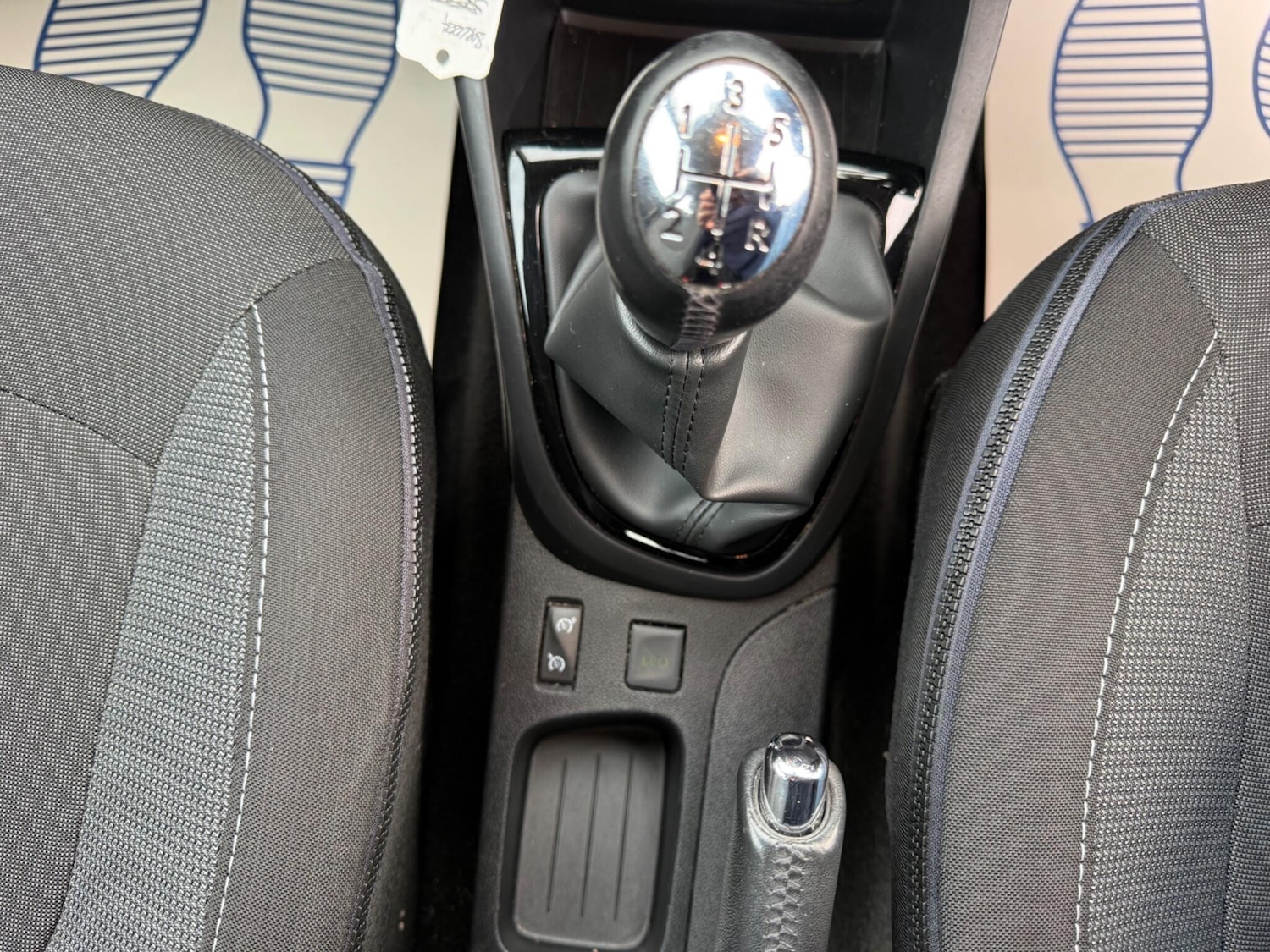 Used Renault Captur for sale - 77993299: Photo 19