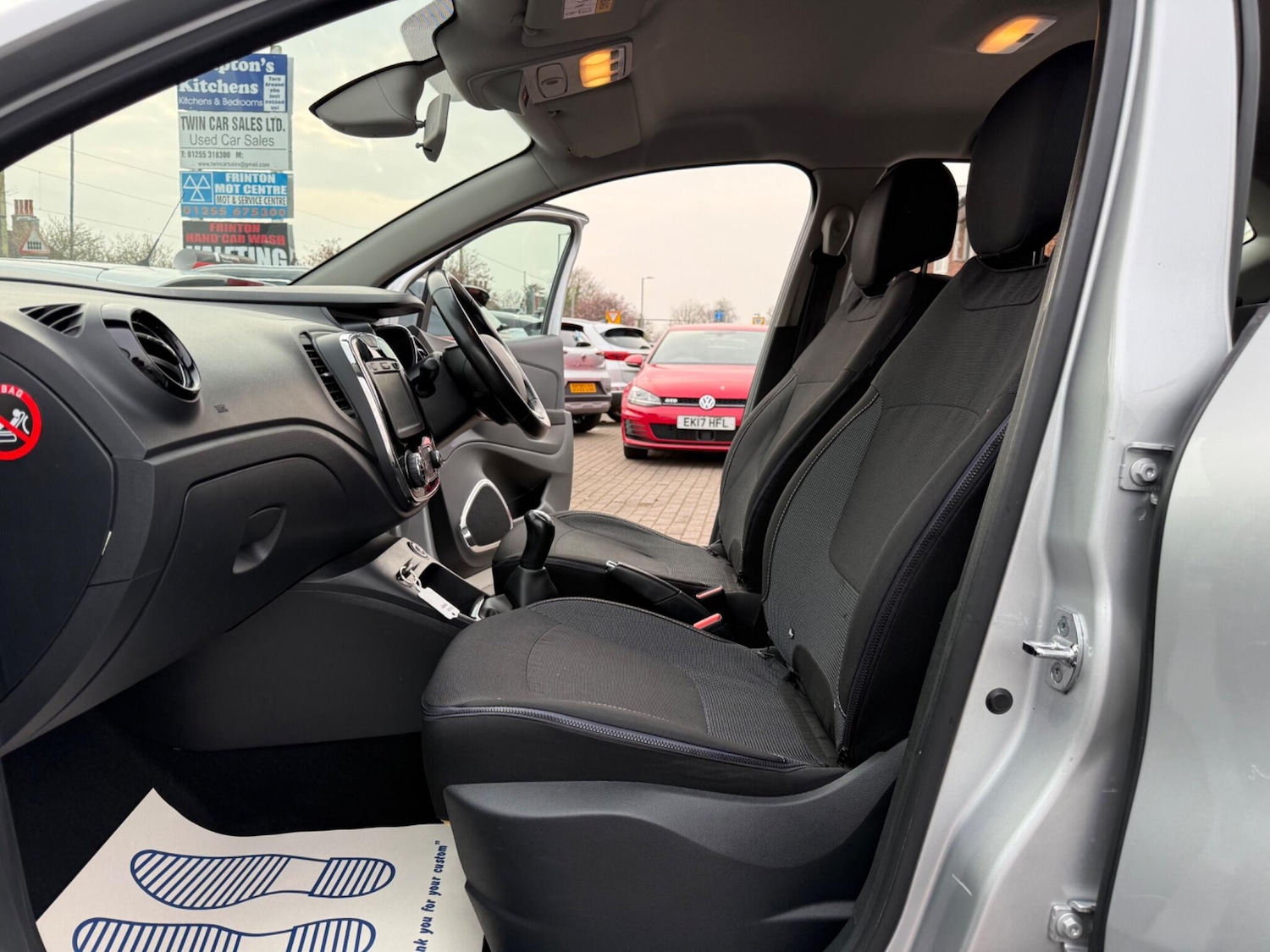 Used Renault Captur for sale - 77993299: Photo 36