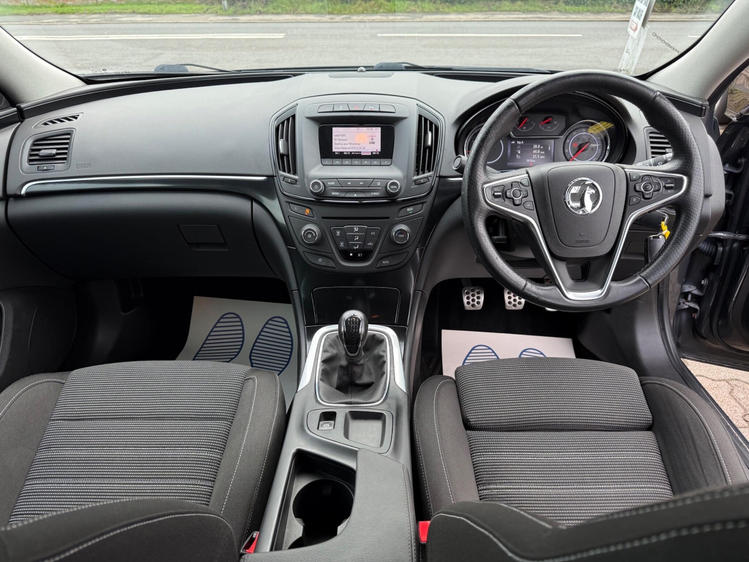 Used Vauxhall Insignia 2016 for sale - 77523867: Photo 3