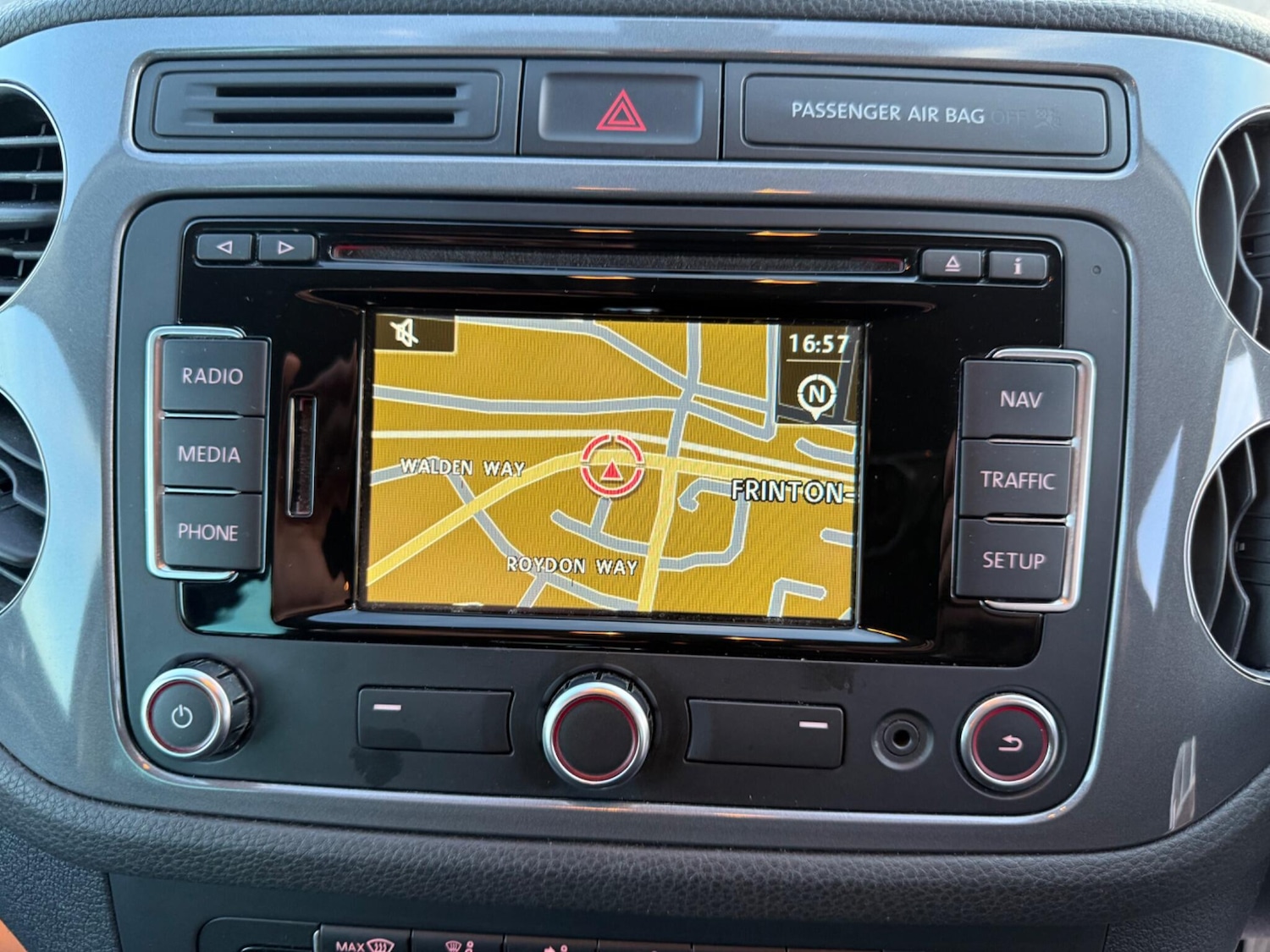 Used Volkswagen Tiguan 2014 for sale - 77230559: Photo 16