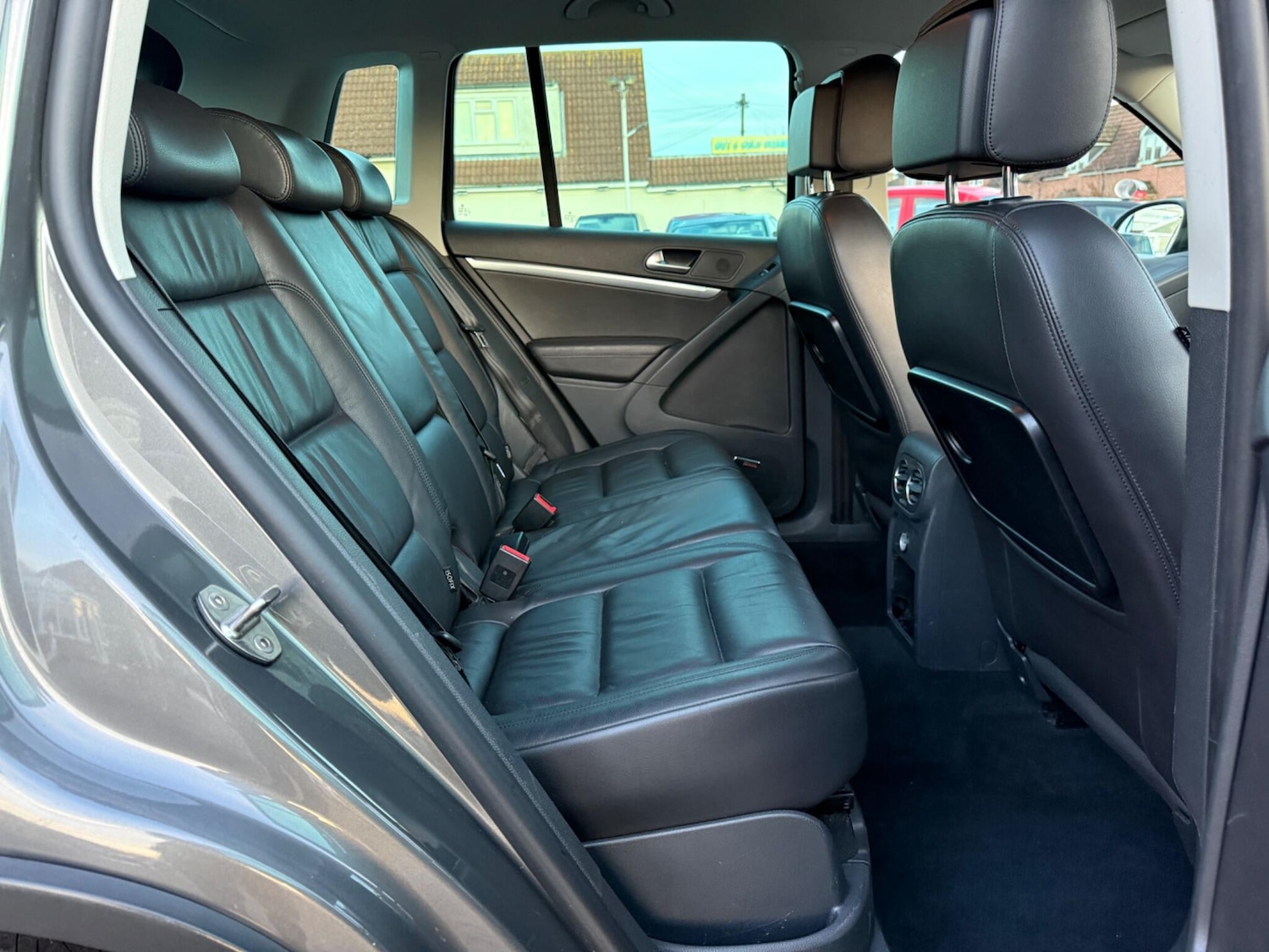 Used Volkswagen Tiguan 2014 for sale - 77230559: Photo 28