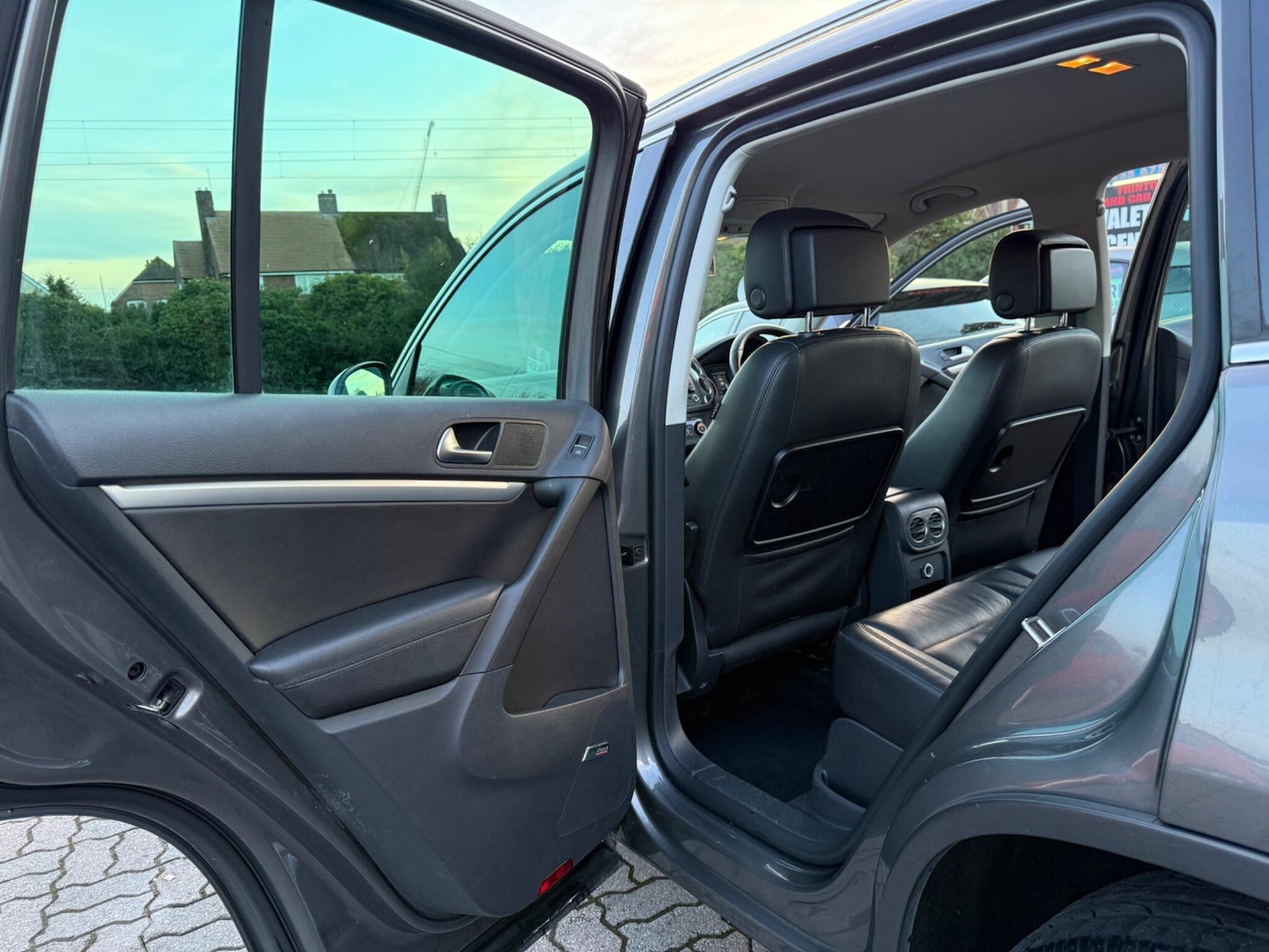 Used Volkswagen Tiguan 2014 for sale - 77230559: Photo 30