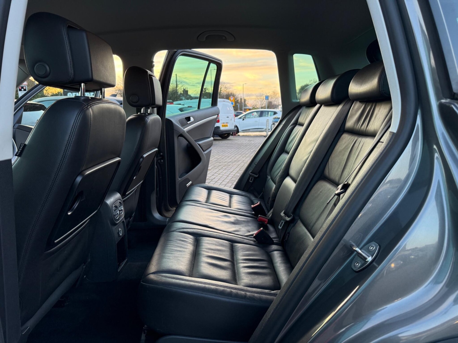 Used Volkswagen Tiguan 2014 for sale - 77230559: Photo 32