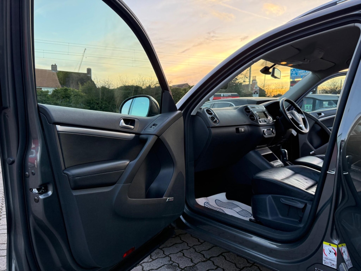 Used Volkswagen Tiguan 2014 for sale - 77230559: Photo 34