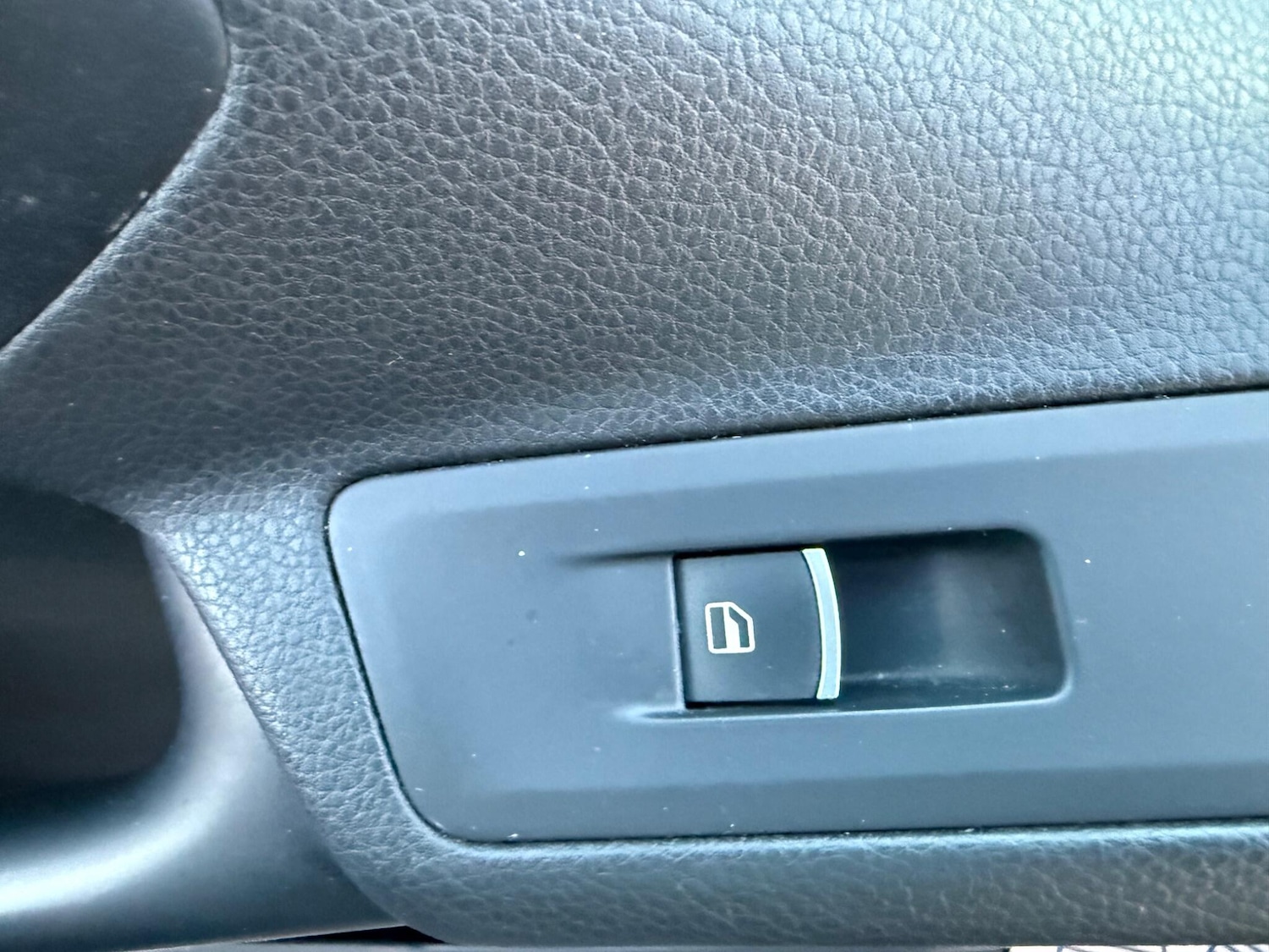 Used Volkswagen Tiguan 2014 for sale - 77230559: Photo 35