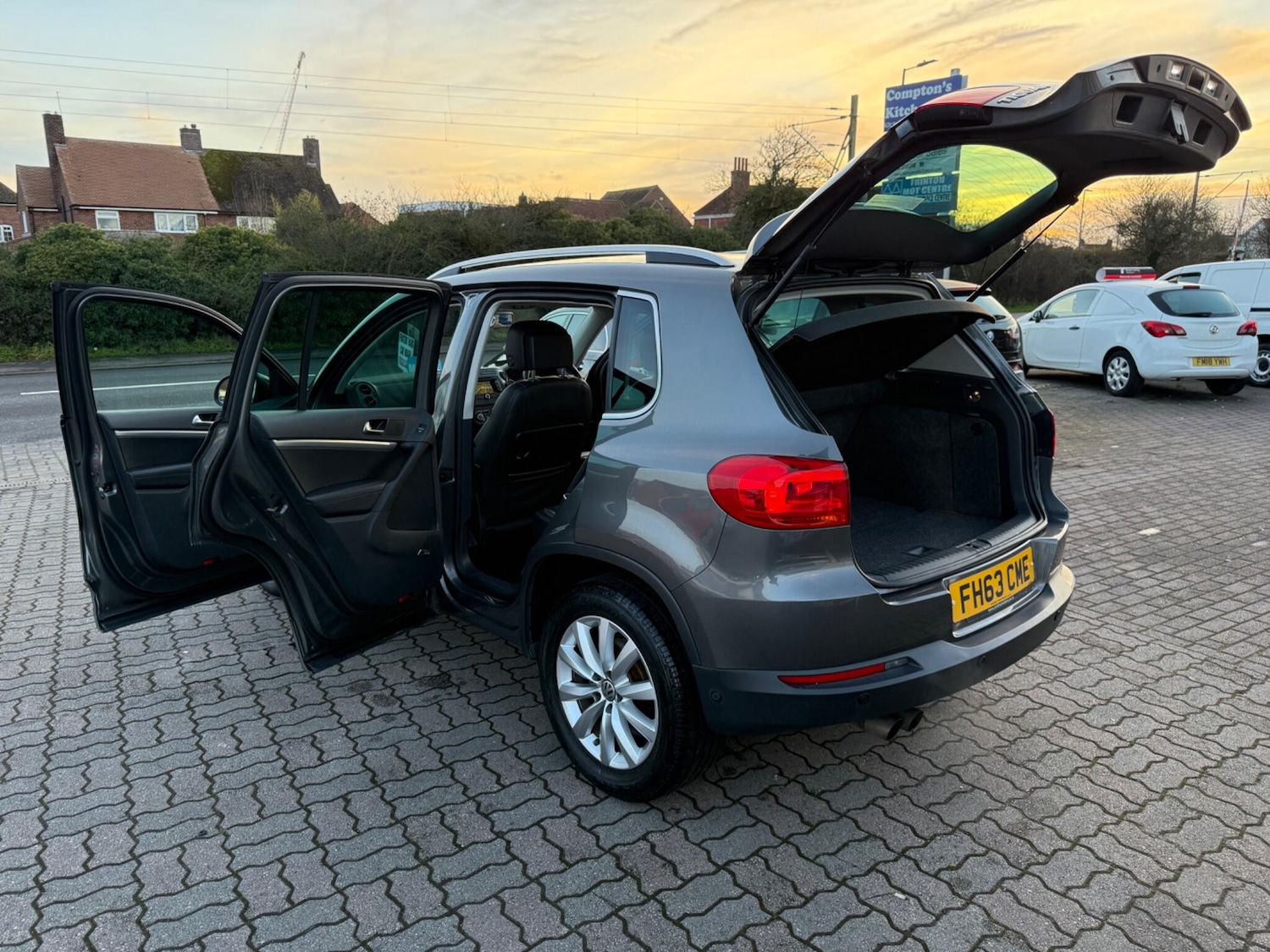 Used Volkswagen Tiguan 2014 for sale - 77230559: Photo 49