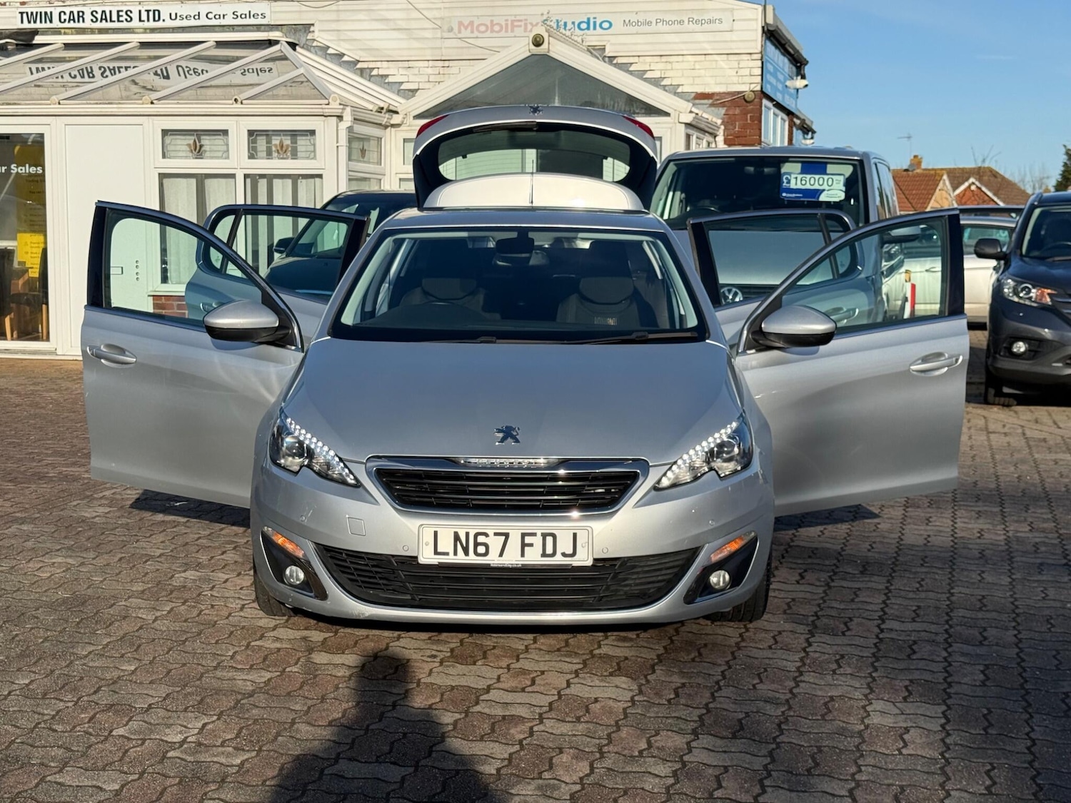 Used Peugeot 308 2017 for sale - 77305308: Photo 45