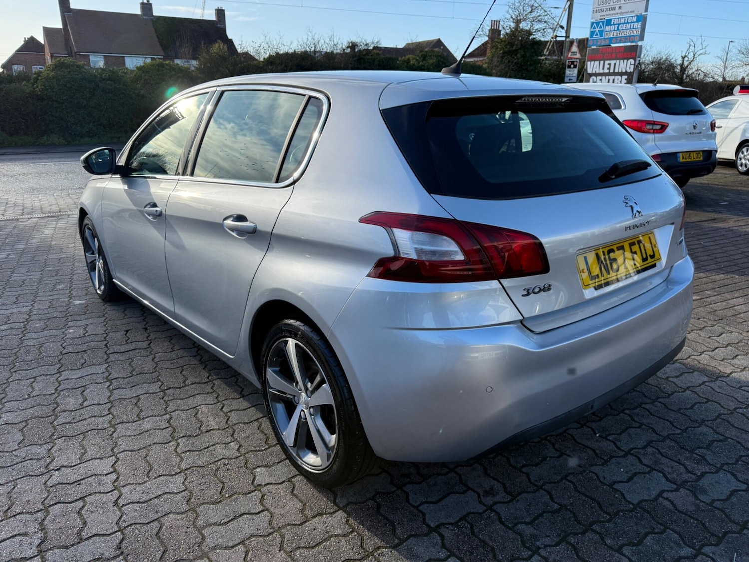 Used Peugeot 308 2017 for sale - 77305308: Photo 6